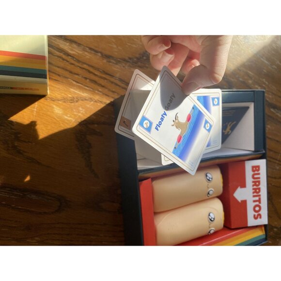 Throw Throw Burrito Dodgeball Card Game By Exploding Kittens Ages 7+ - Picture 3 of 7